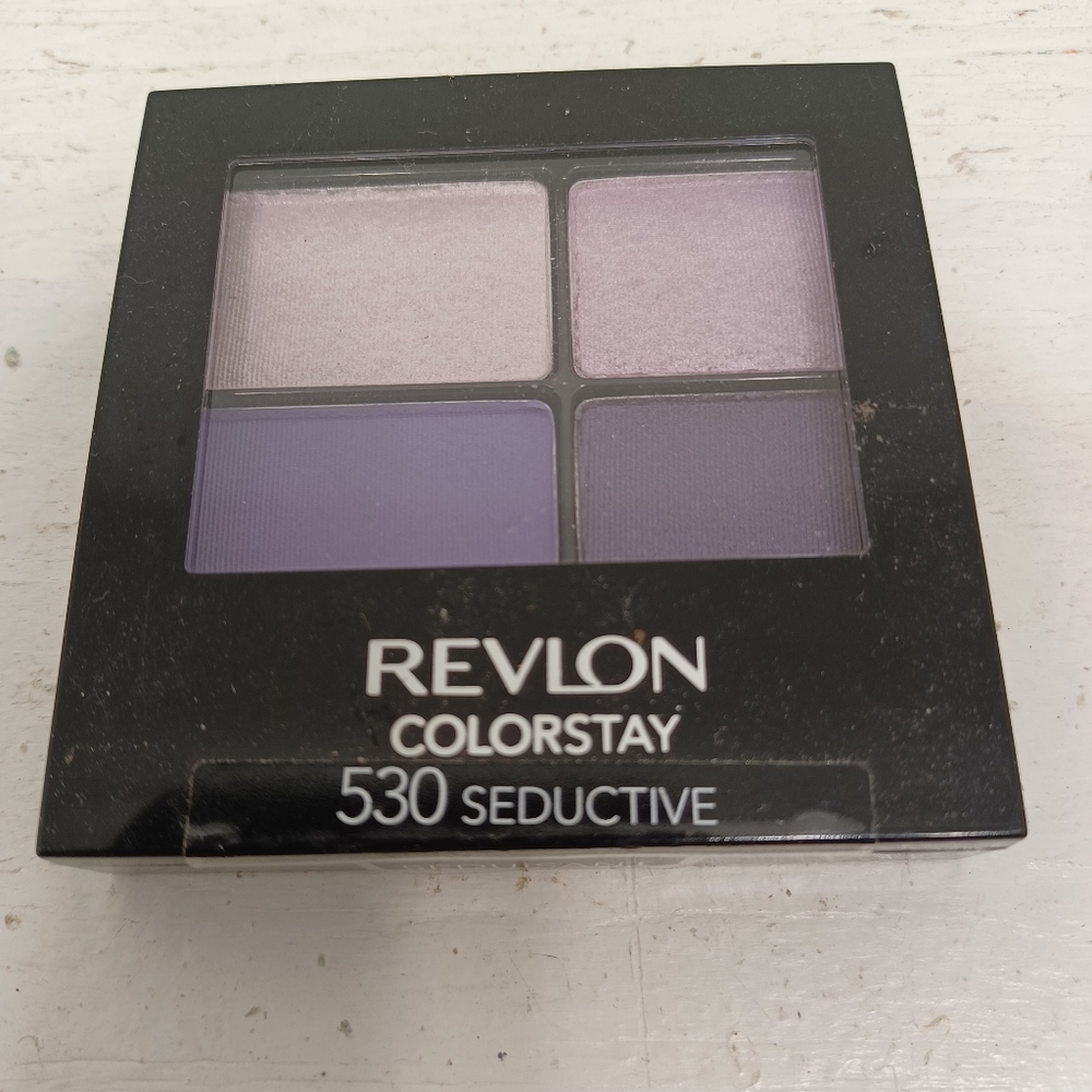New Revlon colorstay 530 seductive eye shadow purples